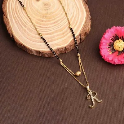 New design 2025 gold locket