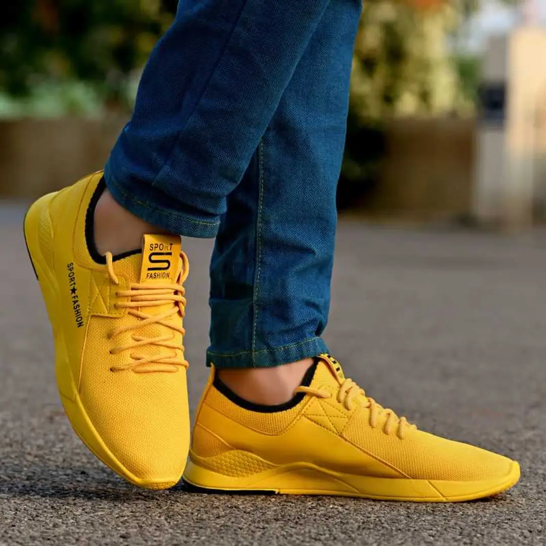 Elegant Yellow Mesh Solid Sports Shoes For Men