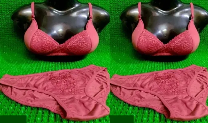 heavily padded bra & bikini panty set