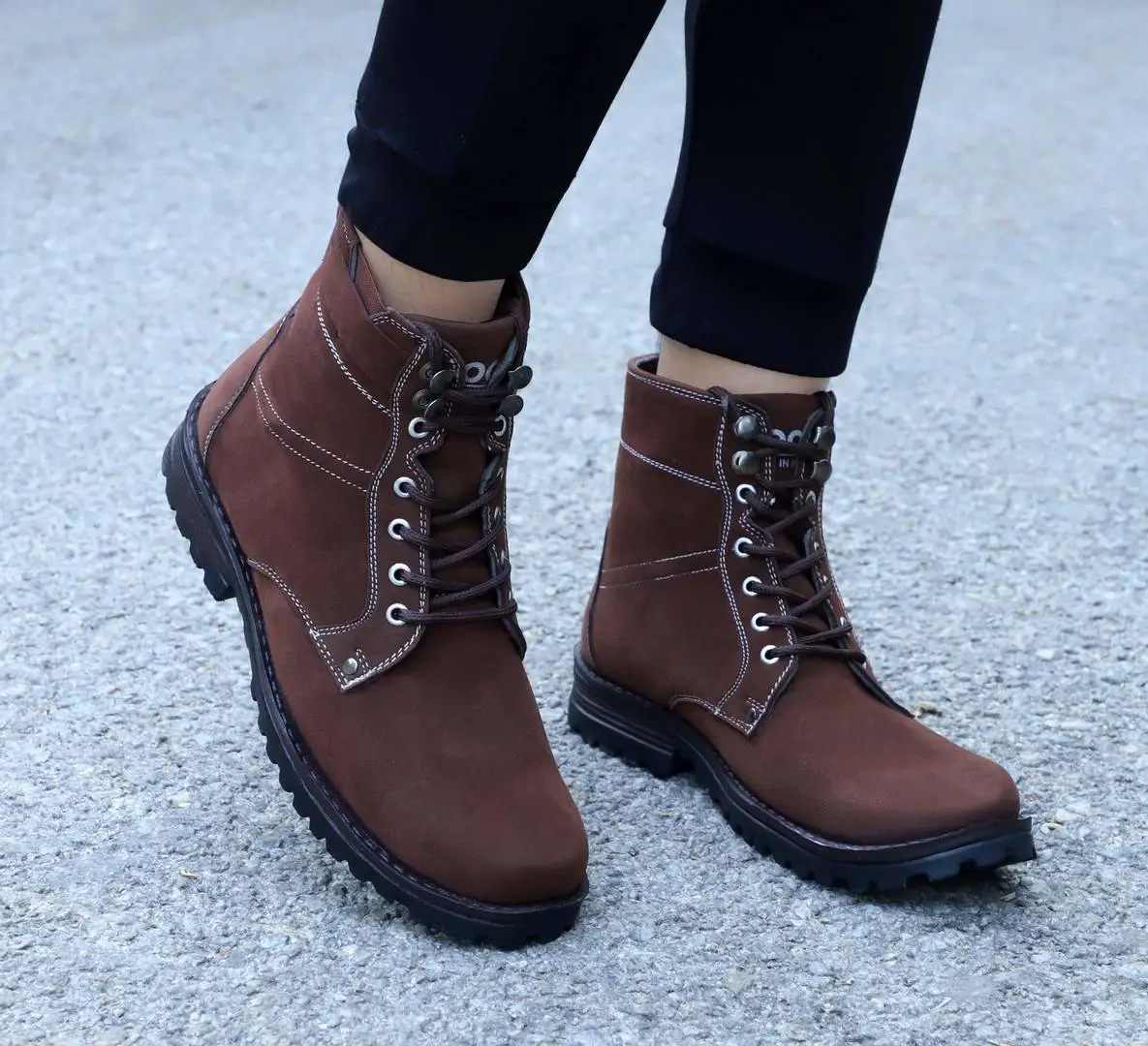 Trendy deals flat boots