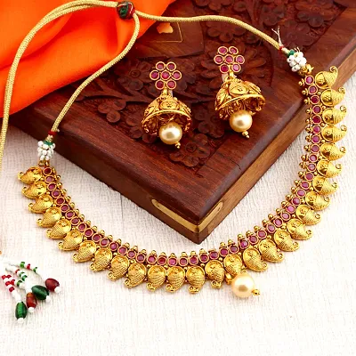 Sukkhi Attractive Kairi Gold Plated Choker Necklace Set