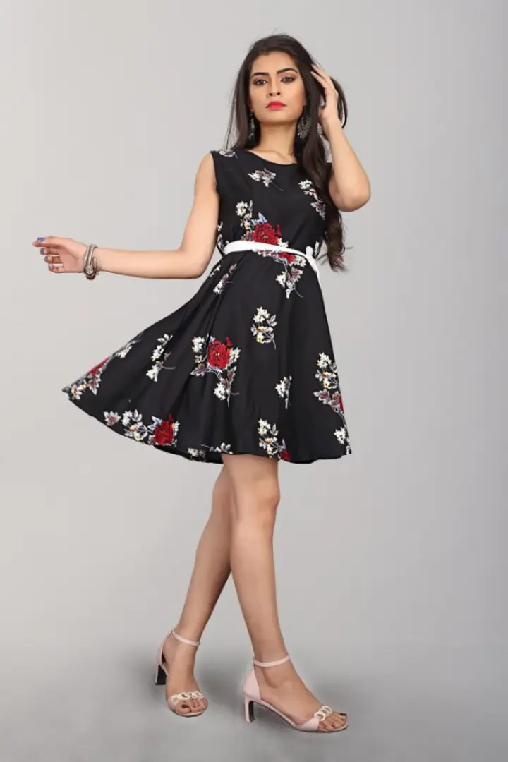 One piece online dress knee length