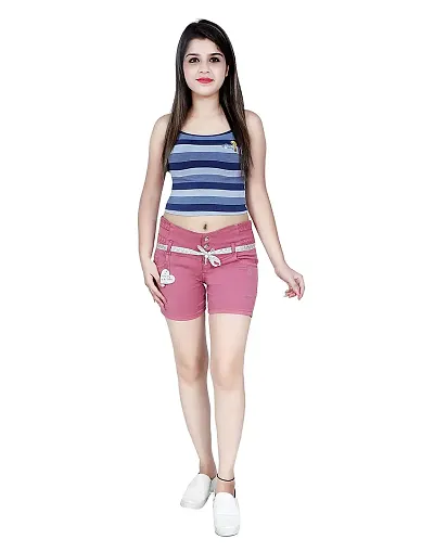 Cute Girl Wearing Croptop Hot Pants Stock Photo 479087512 | Shutterstock