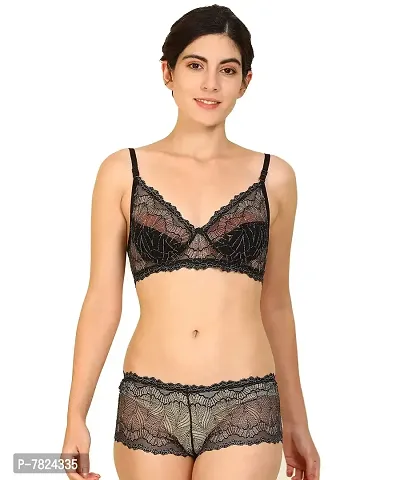 Buy Padded Non-Wired Full Coverage Bridal Bra in Black - Lace