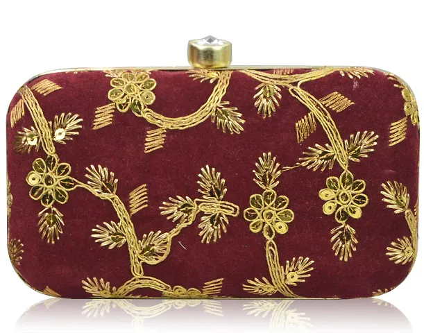 Fabulous Embroidered Clutches For Women