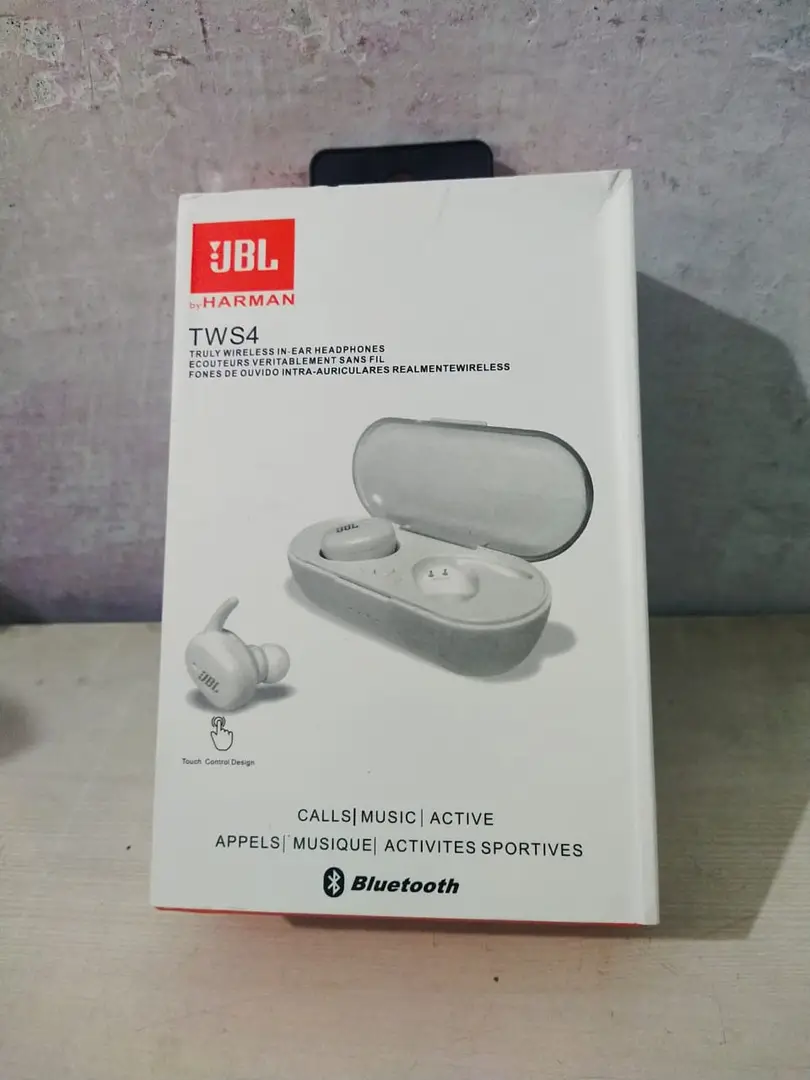 JBL TWS4 Wireless Bluetooth Earphones