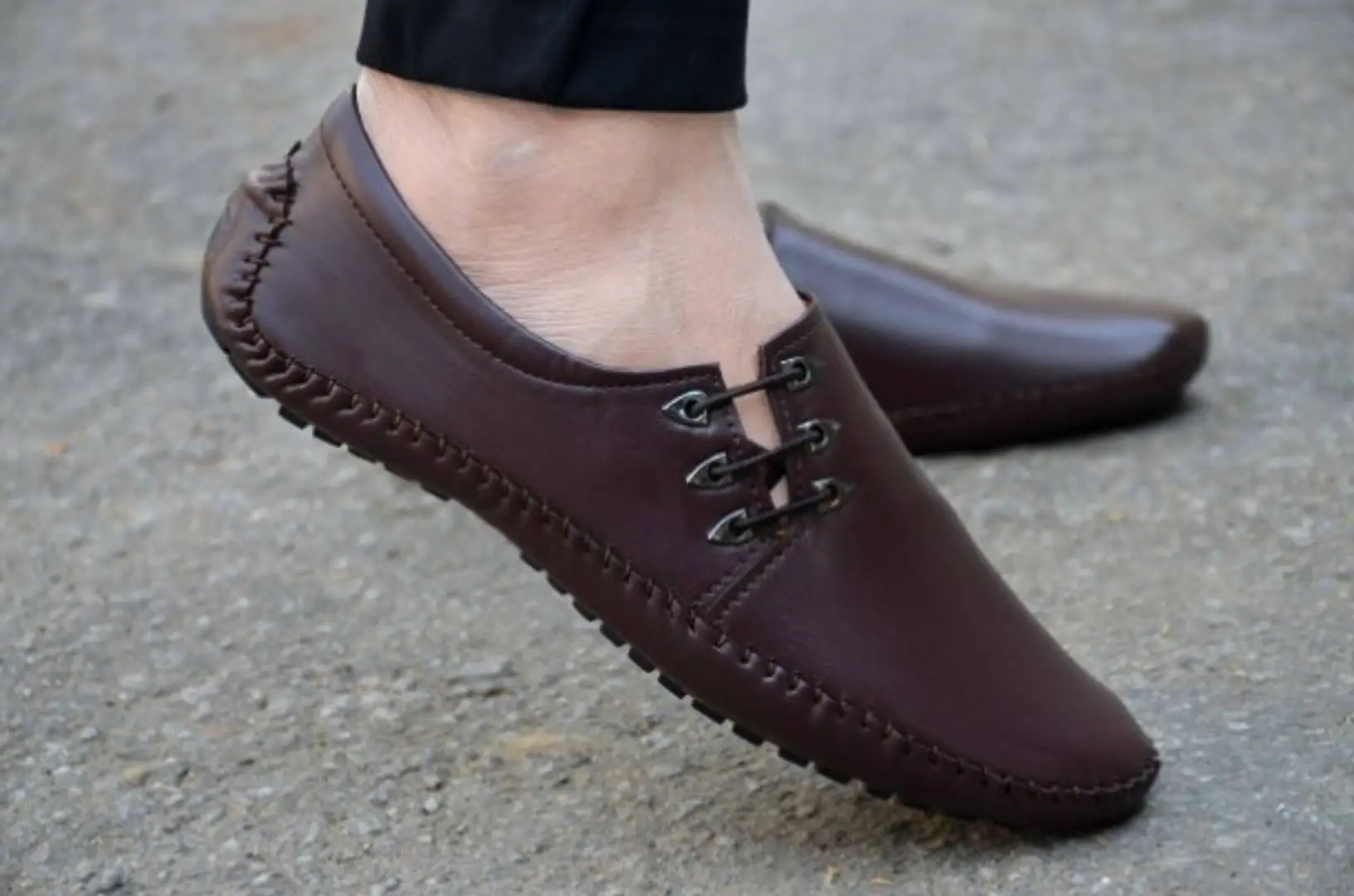 Stylish casual mens shoes top