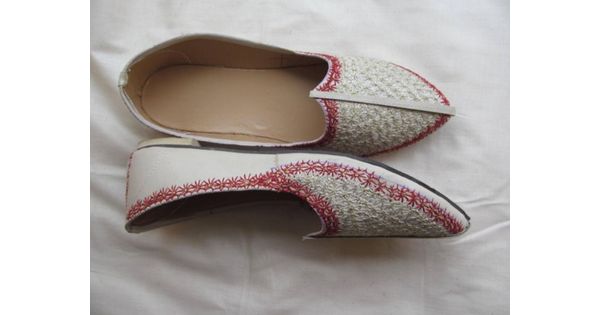 mojari for sherwani