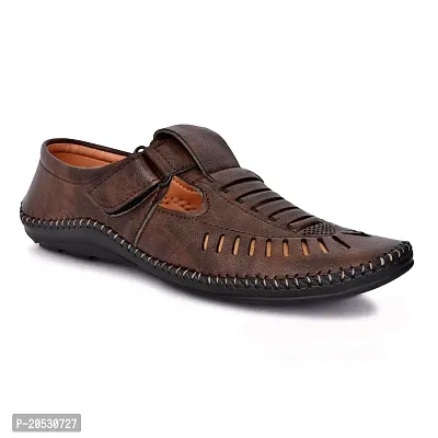 Buy Black Men Sandals Online at Regal Shoes | 511369