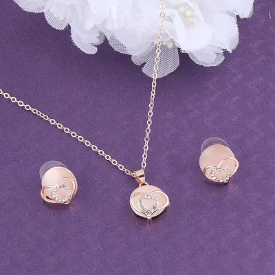 Delicate Stylish  Pendant Set For Women And Girls