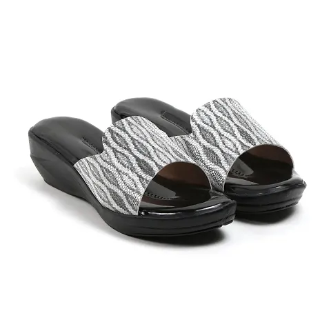 Stylish Wedges Sandal For Women (BlackSilver)