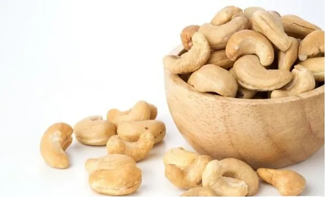 Silver Shot's Premium Cashew (kaju) Dry Fruit 250g