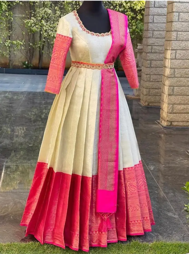 Classic Partywear Women Gowns